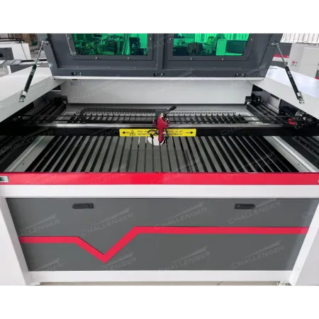 Лазерно-гравировальная машина Ray 1390 N Plus 1