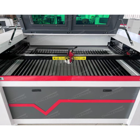 Лазерно-гравировальная машина Ray 1390 N Plus 1